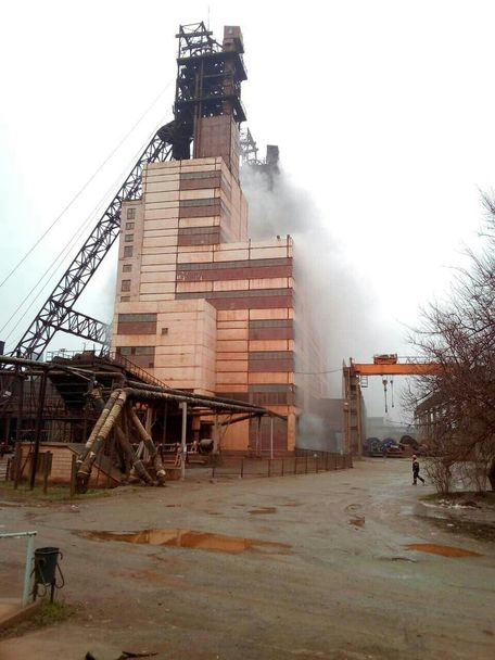 В Запорожской области в результате возгорания в шахте пострадали шесть шахтеров 1