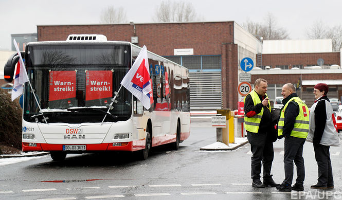 Германию охватили масштабные забастовки работников коммунального транспорта 1
