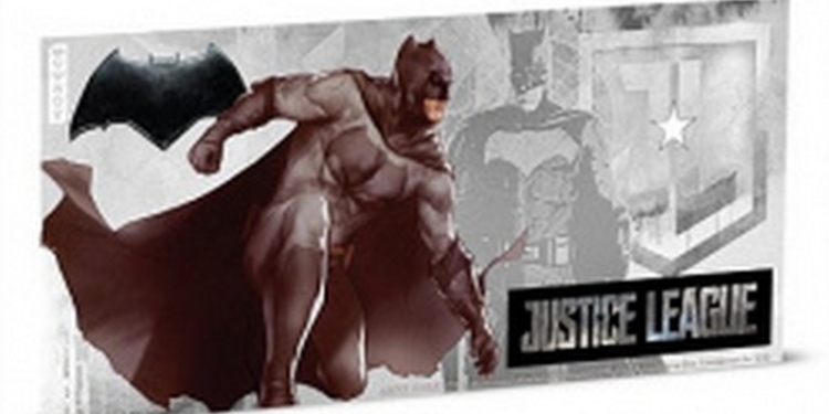 Монетный двор Новой Зеландии выпустил в обращение серебряную купюру, на которой представлен герой кинофильма «Лига Справедливости» — Бэтмен