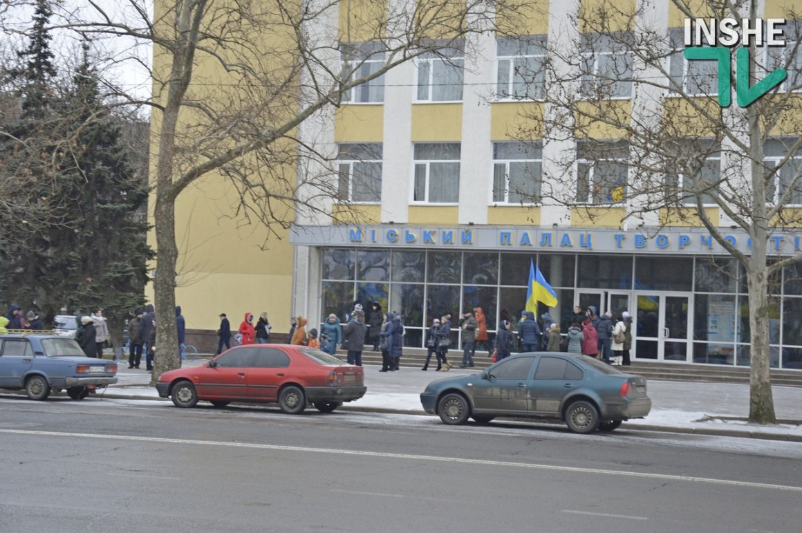 В Николаеве организовали масштабный митинг против выборов в оккупированном Крыму 3