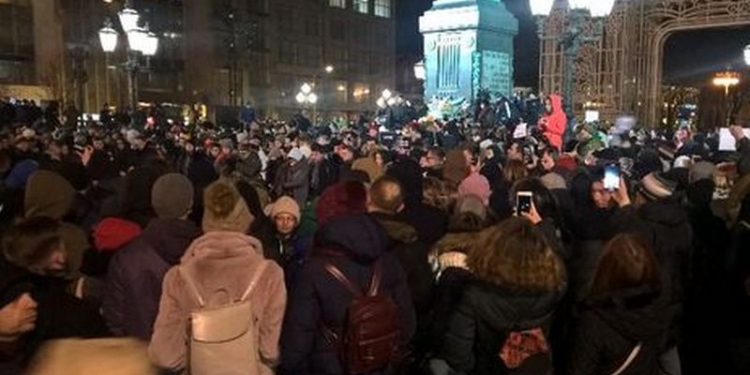 В столице России прошли две акции в память о погибших в Кемерово