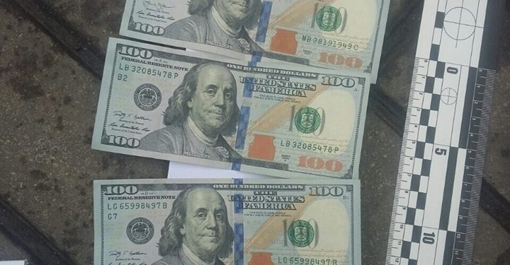 На Николаевщине заместитель головы поселкового совета взял 500 долларов взятки – за выделение земли