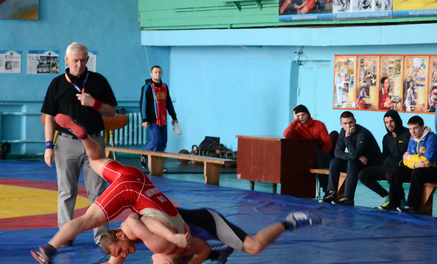 В Николаеве прошел IX Всеукраинский турнир по греко-римской борьбе среди молодежи 2000 г.р. и старше на призы Олимпийского чемпиона Ивана Богдана