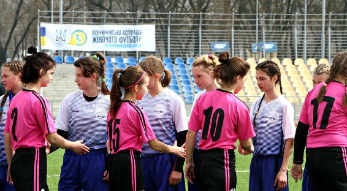 Сегодня в Николаеве в финале чемпионата Украины по футболу среди девушек Ю-15 Первой лиги сезона 2018 года встретятся СК «Вишневое» и сборная Николаевской области