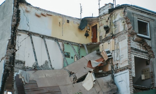 В польском городе Познань в многоквартирном доме взорвался газ – есть погибшие