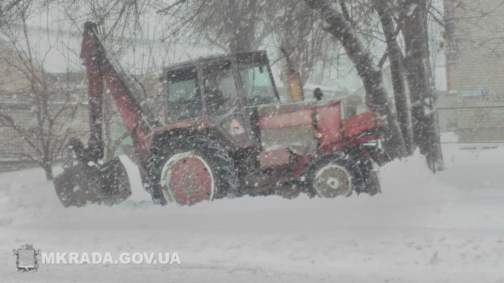 Такого снегопада Николаев не видел с 2014 года: высота снежного покрова достигает 17,9 см 3