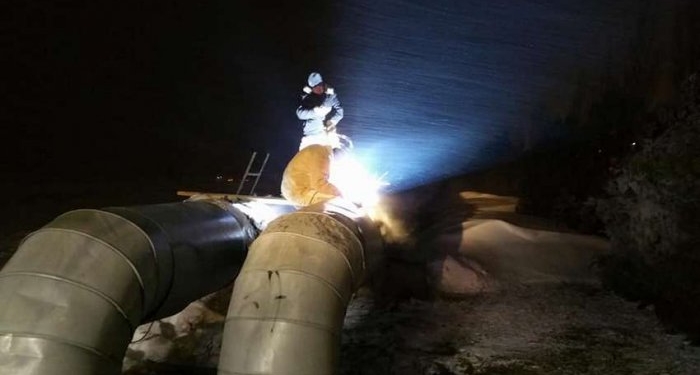 В Южноукраинске рванула теплотрасса, без тепла и горячей воды остались 12 многоэтажек. Как в условиях непогоды «бились за тепло»