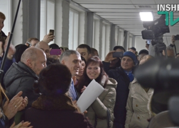 Сенкевич посоветовал чиновникам из команды Казаковой, допустившим «критические ошибки», уволиться самим