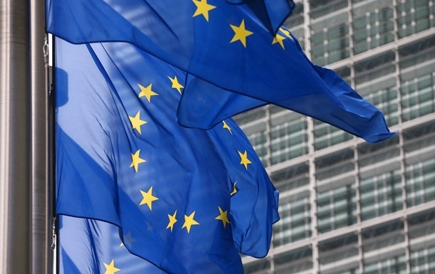 ЕС ввел санкции против четырех сирийцев по подозрению в химатаках 1