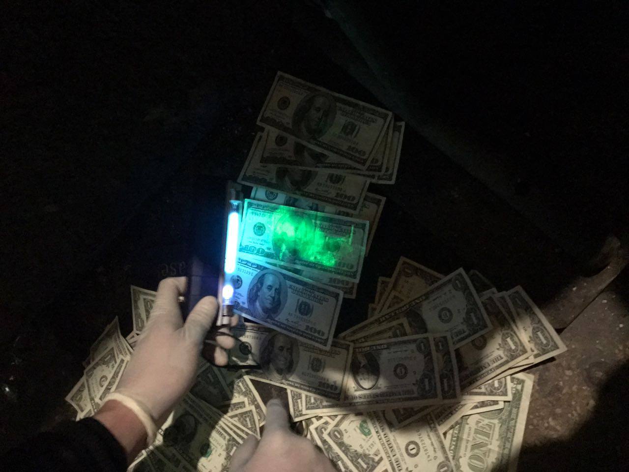 В Одессе задержали следователя райотдела – системного взяточника. В этот раз требовал $15 тыс.