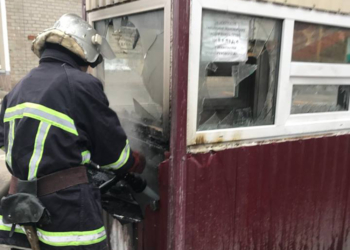 В Николаеве из-за забытой на плите еды возник небольшой пожар в квартире