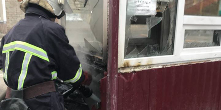 В Николаеве из-за забытой на плите еды возник небольшой пожар в квартире