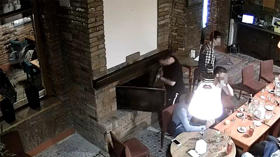 В Тернополе студент-поляк сжег в ресторане тризуб - СБУ выдворила его из Украины 5