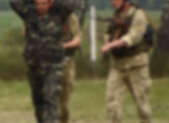 В Мелитополе неизвестный пытался проникнуть в воинскую часть