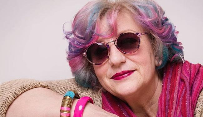 Никогда не поздно что-то менять: 59-летняя украинка стала хипстером и ушла в модели