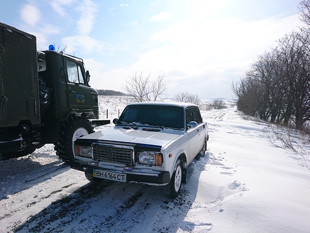 На Николаевщине по-прежнему обесточены 40 населенных пунктов, а из снежных заносов достали 80 авто, в том числе 8 машин скорой помощи 5