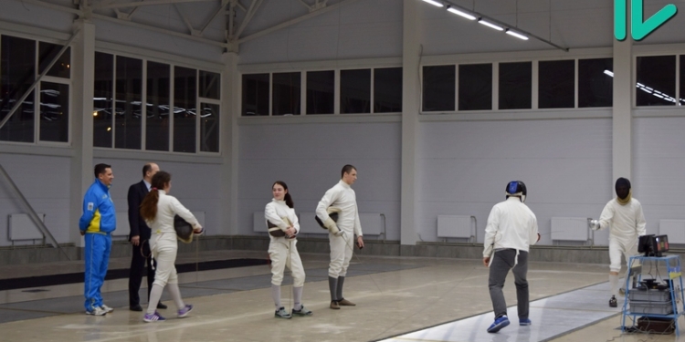 Министр Жданов раскритиковал состояние фехтовального зала в Парке Победы: «Виктория» ничему не научила?