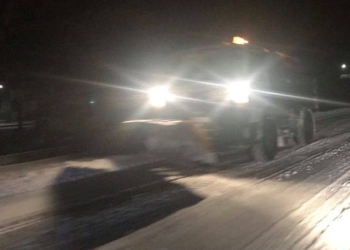 В Службе автодорог заверяют, что ездить можно: на дороги в Николаевской области высыпали 856 тонн песчано-солевой смеси и 48 тонн соли