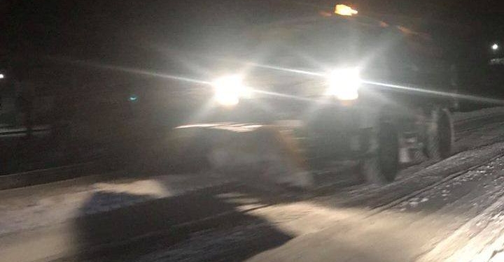 В Службе автодорог заверяют, что ездить можно: на дороги в Николаевской области высыпали 856 тонн песчано-солевой смеси и 48 тонн соли