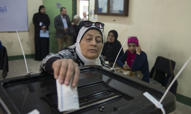 Жители Египта выбирают президента