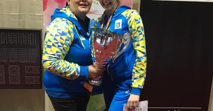 С Европейского кадетского цикла по фехтованию николаевская рапиристка Алина Полозюк вернулась с медалями
