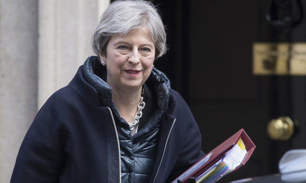 СМИ: Мэй намерена добиться высылки российских дипломатов из стран ЕС