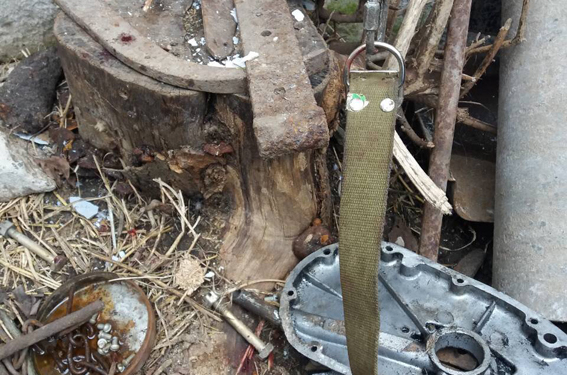 На Николаевщине мужчина посадил свою жену на цепь