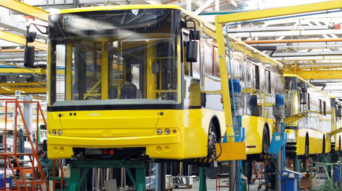 Кому в Украине жить хорошо. Бизнес-партнер Порошенко за 2 года заключил транспортных контрактов на почти 1 млрд.