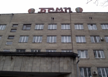 Суд оставил на работе врача БСМП, у которого умер больной