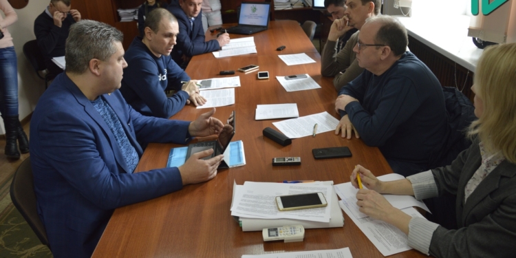 Комиссия по этике горсовета Николаева раскритиковала управление архитектуры, которое стало соавтором двух противоположных проектов решений