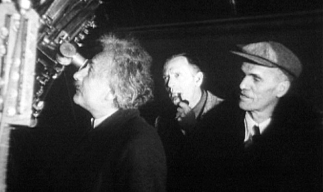 Теория относительности Эйнштейна оказалась намного менее ценной, чем его секрет счастья, – результаты аукциона