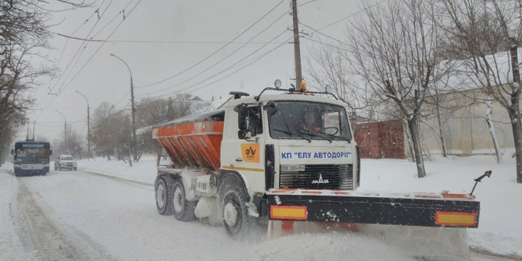 Директор “ЭЛУ автодорог” подвела итоги борьбы со снежным циклоном в Николаеве