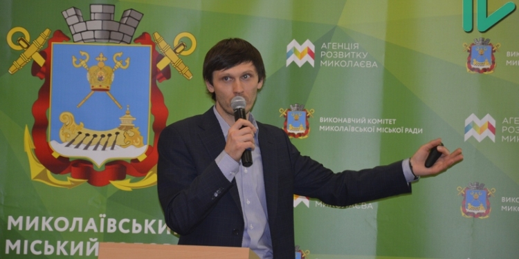 Бывшему начальнику управления коммунального имущества Гавришу полиция вручила подозрение