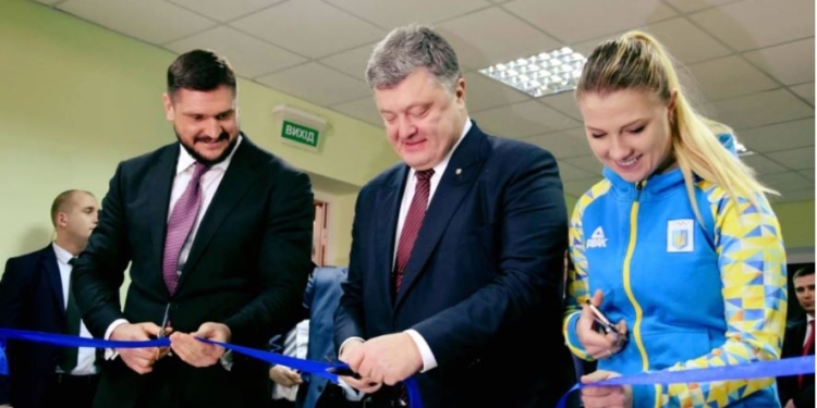 “Очень обидно”. Ольга Харлан напомнила, что ей тоже обещали квартиру