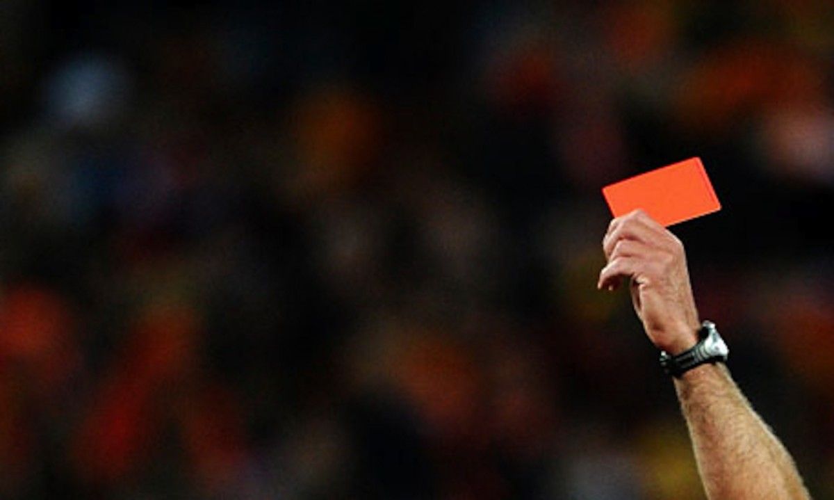 В Англии футболиста удалили с поля из-за его фамилии