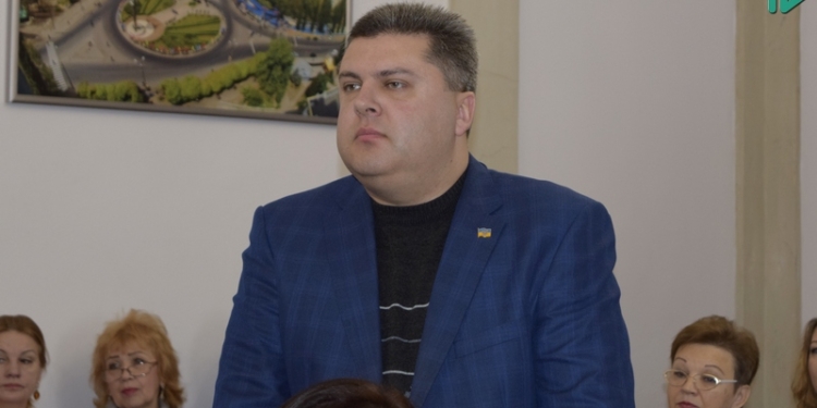 Покрытие MULTIMAC сошло с ортотропной плиты Ингульского моста в Николаеве вместе со снегом