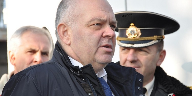 Николаевский судостроительный завод вместо долгов по зарплате выплатил благотворительному фонду полмиллиона гривень