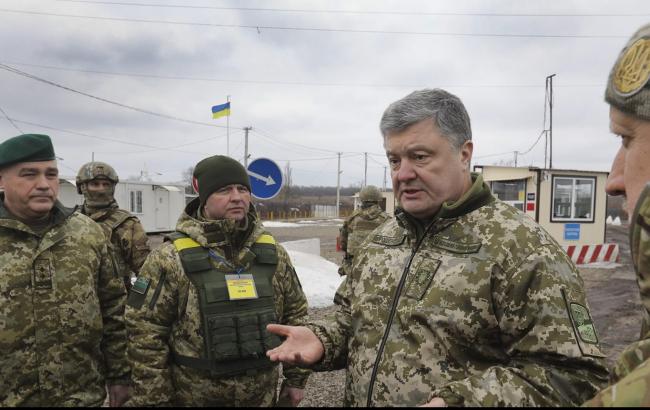 Порошенко заявил, что разведения войск в Минских соглашениях нет (ВИДЕО) 1
