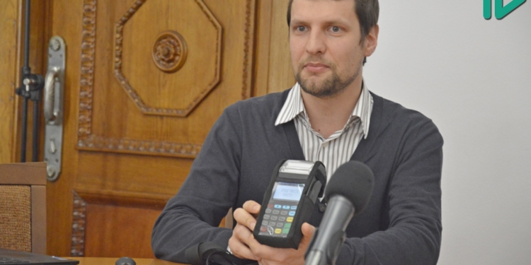 Платежный гигант Visa готов бесплатно передать Николаеву переносные валидаторы для всего электротранспорта