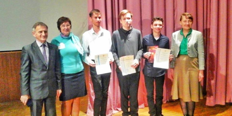 Подарок ко Дню космонавтики: юный николаевец стал призером Всеукраинской олимпиады по астрономии