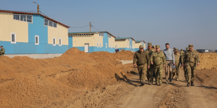 Министр обороны Украины обещает сдать военный городок на полигоне «Широкий Лан» на Николаевщине до конца осени
