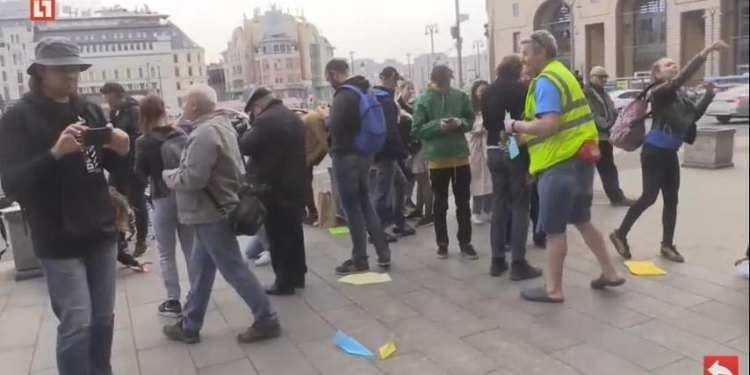 В Москве запускали бумажные самолетики – так активисты протестовали против блокировки Telеgram