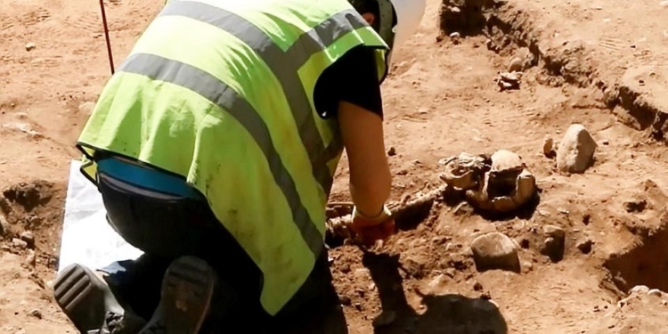 В Британии на стройке нашли более 70 скелетов римских солдат и их семей начала нашей эры