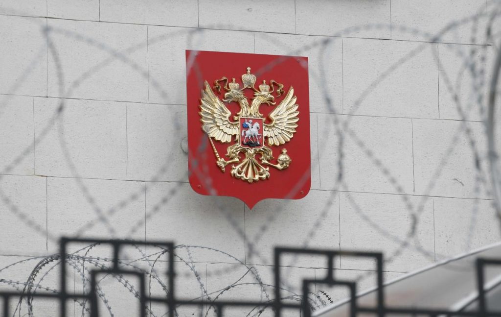 Кремль готовит план на случай, если России отключат SWIFT – росСМИ 1