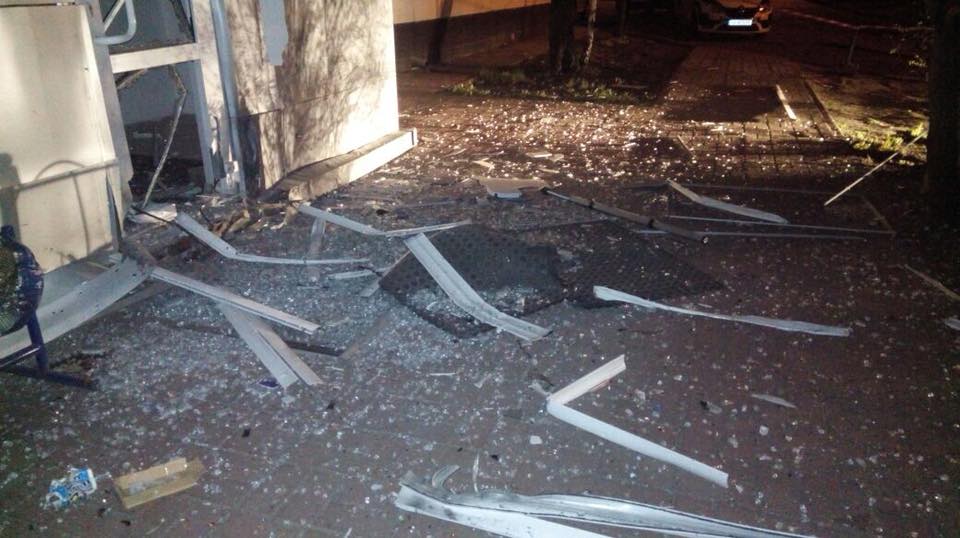 В здание "Киевэнерго" бросили гранату 3