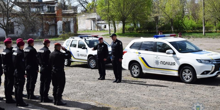 Теперь никто не убежит: николаевский полицейский спецназ получил два новых внедорожника