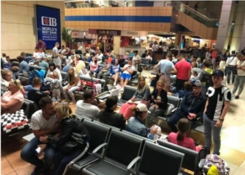 Двести украинских туристов более суток не могут вылететь из Египта. В консульстве заявили, что виноват львовский аэропорт