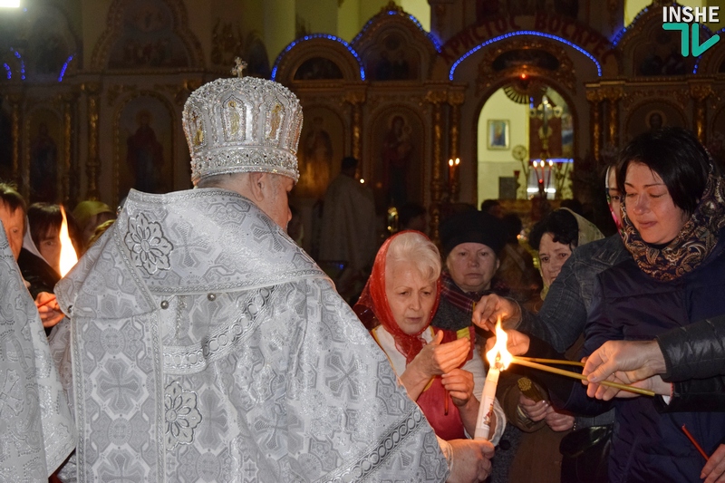 Благодатный огонь прибыл в Николаев! 6