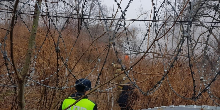 В России упал вертолет Ми-8. Данные о погибших разнятся – от 2 до 6 человек