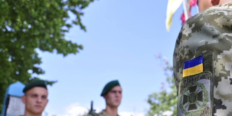 Пограничники усилили охрану границы с Крымом, на участки в пределах Николаевской области направлены дополнительные резервы